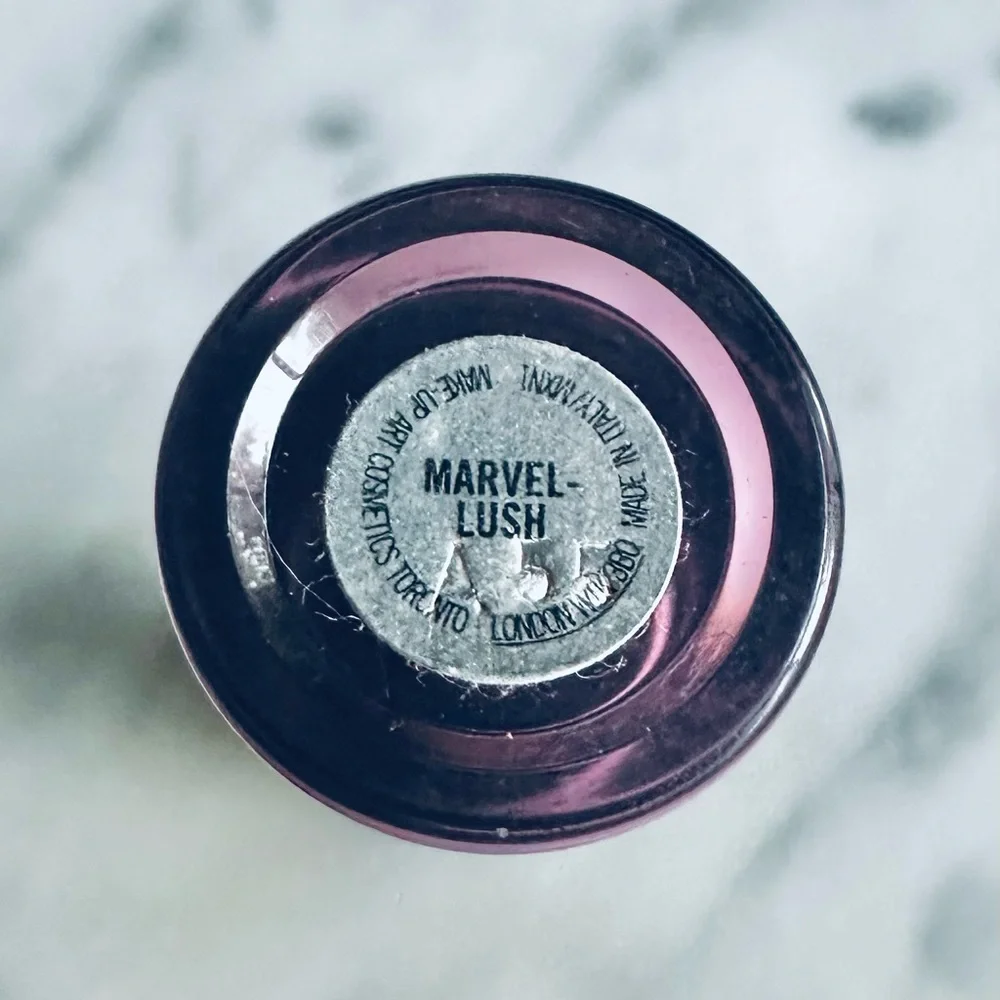 MAC Cosmetics - Picture 2 of 2